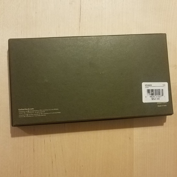 NWT Timberland leather tan bifold wallet, keychain - Picture 6 of 7